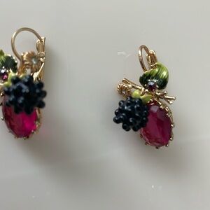 Pierced earrings, LesNereides.